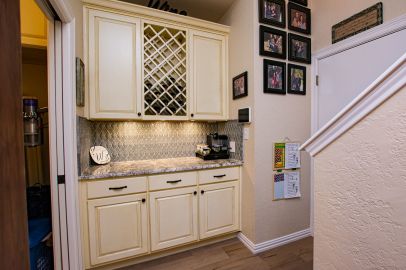  OAKLAND HEIGHTS KITCHEN
